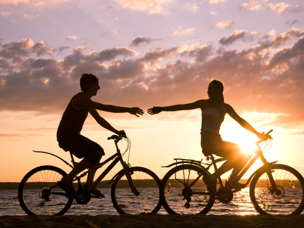 couple bicycling