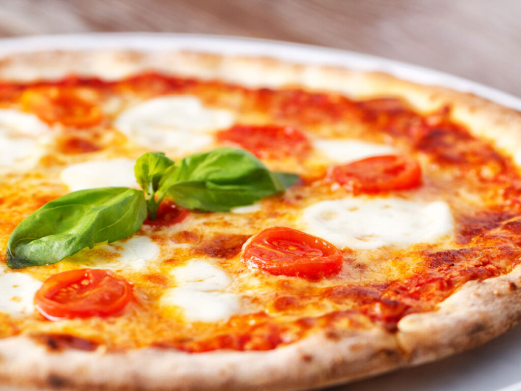 Mimmo’s Ristorante Italiano is one of the best pizza restaurants in Destin FL