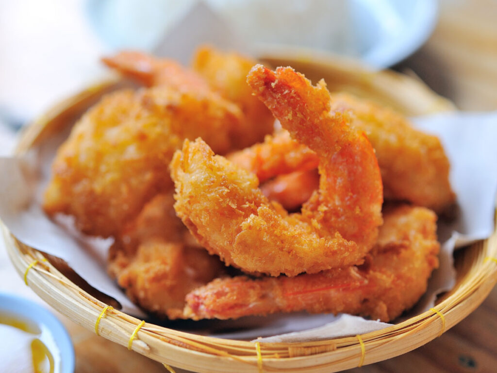 Harry T’s Lighthouse is one of the best waterfront restaurants in Destin Florida.