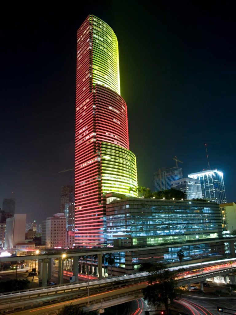 Admiring Miami Tower is one of the cool things to do in Miami at night.