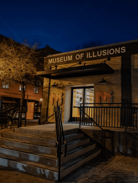 Visiting The Museum of Illusions, Miami is one of the best South Beach activities.
