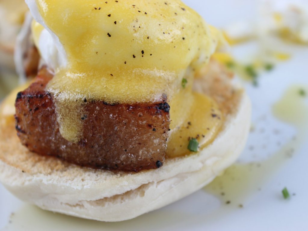 Shakers American Cafe is one of the best breakfast places in Orlando.